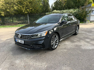 Volkswagen Passat foto 1