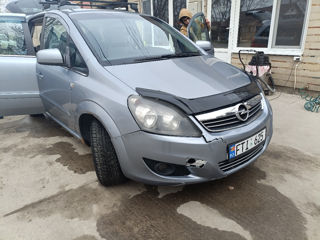 Opel Zafira foto 8