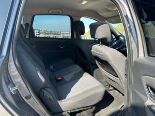 Renault Grand Scenic foto 7