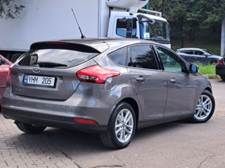 Ford Focus foto 4