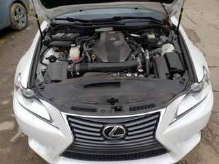 Lexus IS Series foto 7