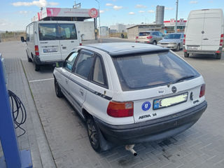 Opel Astra foto 2