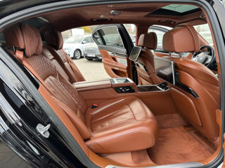 BMW 7 Series foto 16