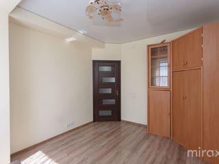 Apartament cu 2 camere, 63 m², Ciocana, Chișinău foto 5