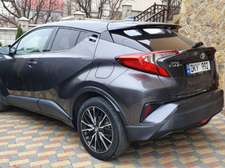 Toyota C-HR foto 8