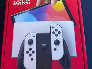 Vând Nintendo switch Oled white Urgent starea ideală foto 1