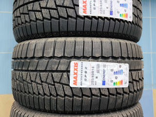 Anvelope R18 225/45 Fata 255/40 R18 Spate BMW seria 3