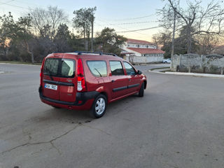 Dacia Logan foto 3