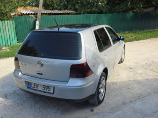 Volkswagen Golf foto 4