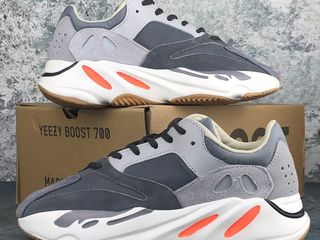 Adidas Yeezy Boost 700 Magnet foto 2