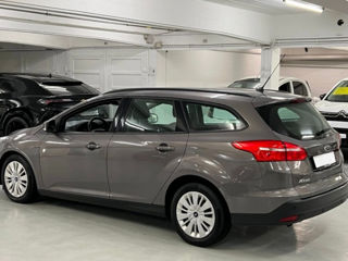 Ford Focus foto 2