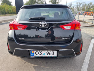 Toyota Auris foto 4