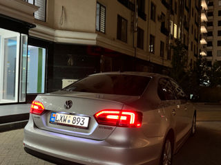 Volkswagen Jetta foto 10