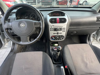 Opel Corsa foto 9