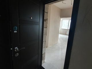 Apartament cu 2 odăi 57,5 m2, doar 390 euro pentru 1 m2, Hîncești, bloc nou,super preț !. foto 11