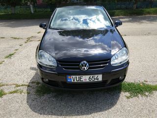 Volkswagen Golf foto 1