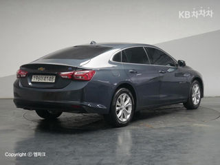 Chevrolet Malibu foto 3