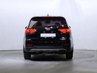 KIA Sorento foto 4