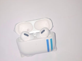 Vând Airpods Pro foto 2