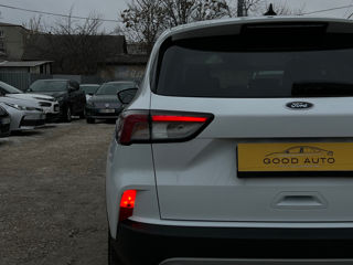 Ford Kuga foto 7