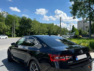 Skoda Superb foto 5