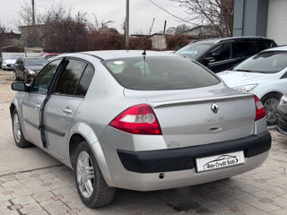 Renault Megane foto 4