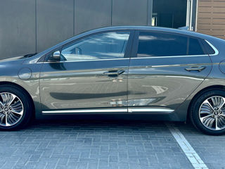 Hyundai ioniq foto 3