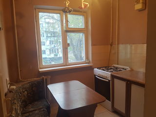 Nicolae Costin, 3 camere separate, 150€ Reparație Cosmetică!!! foto 7