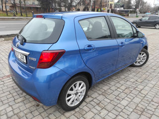 Toyota Yaris foto 3