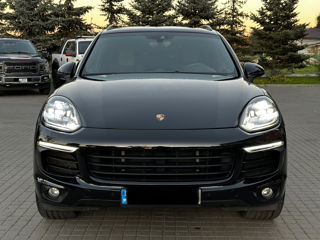 Porsche Cayenne foto 2