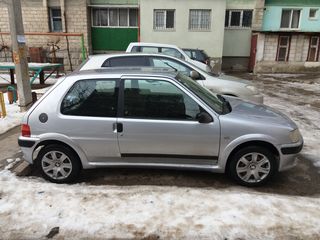 Peugeot 106 foto 3