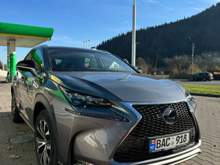 Lexus NX Series foto 2