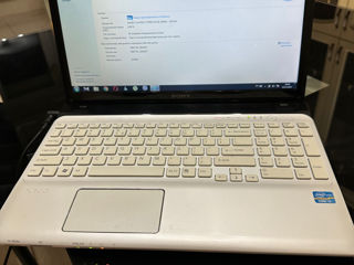 Sony Vaio SVE1511C1RW