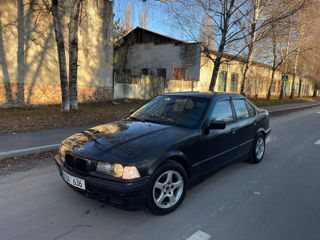 BMW 3 Series foto 2