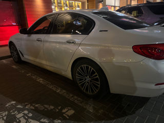 BMW 5 Series foto 6