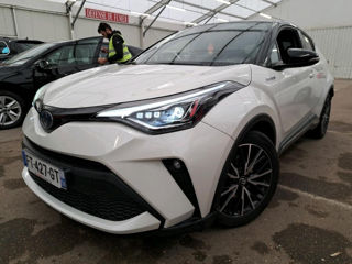 Toyota C-HR foto 1