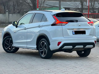 Mitsubishi Eclipse Cross foto 3