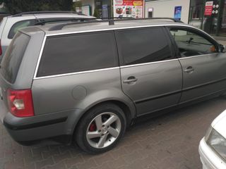 Volkswagen Passat foto 3