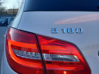 Mercedes B-Class foto 6