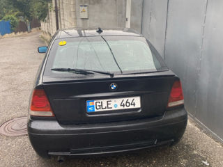 BMW 3 Series foto 9