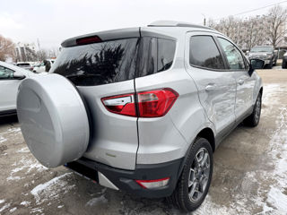 Ford EcoSport foto 3