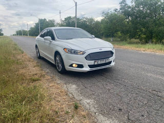 Ford Fusion foto 3