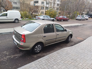 Dacia Logan foto 7