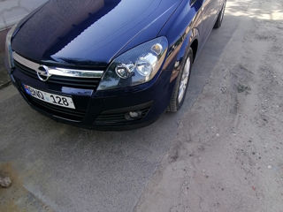 Opel Astra foto 4