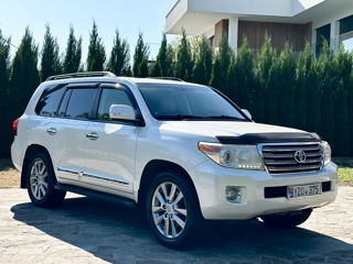 Toyota Land Cruiser foto 1