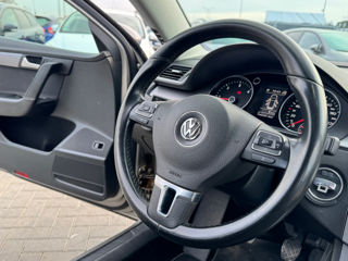 Volkswagen Passat foto 9