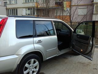 Nissan X-Trail foto 9