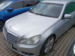 Mercedes E-Class фото 1