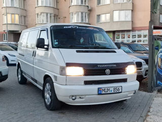 Volkswagen Transporter foto 3