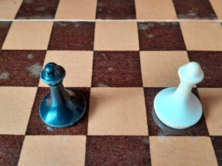 Куплю  шахматные пешки. foto 2